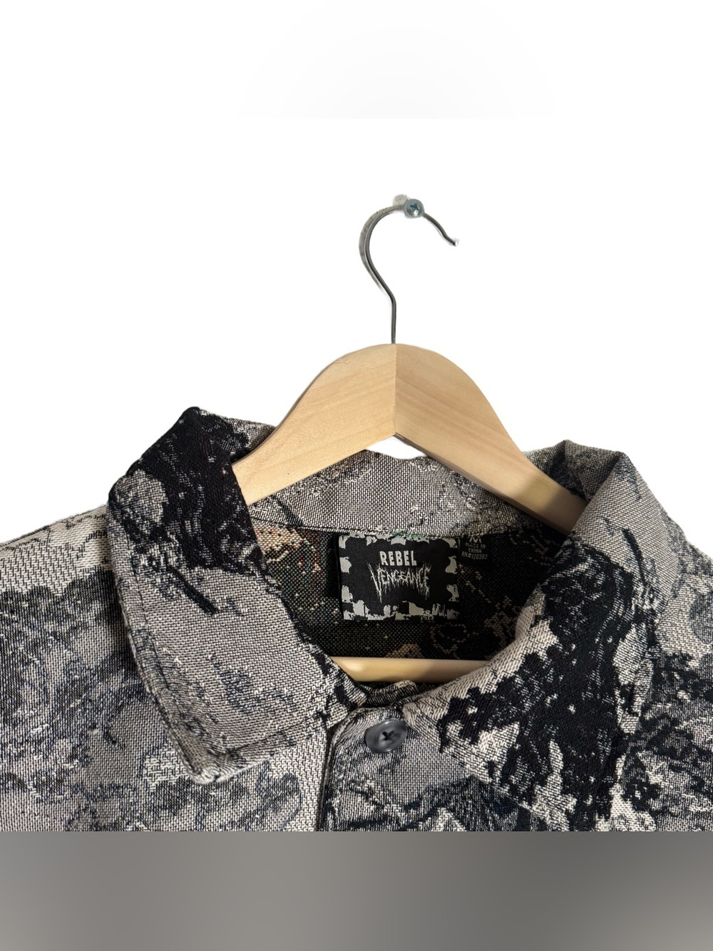 Rebel Vengeance Tapestry Jacket Men's Medium Apocalypse Horseman Monochrome NWT - Picture 6 of 6